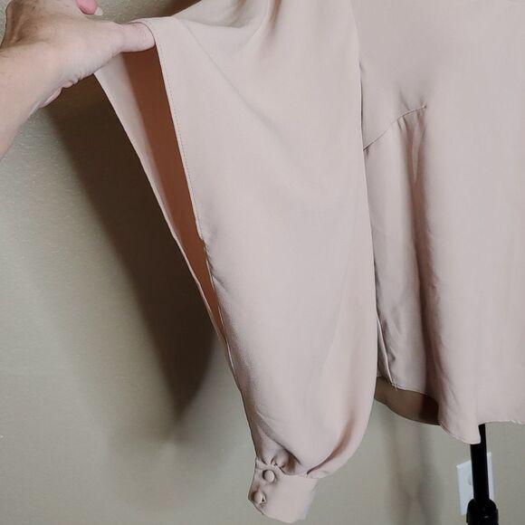 Trina Turk Rejoice Top Small Blush Nude Beige Split Sleeve Butterfly top - Picture 3 of 9